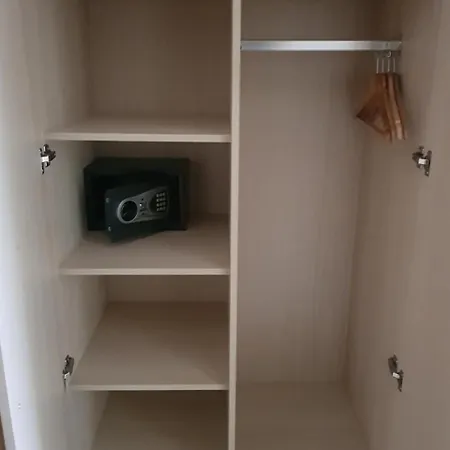 Mihailo Konaci Andjela コパオニク